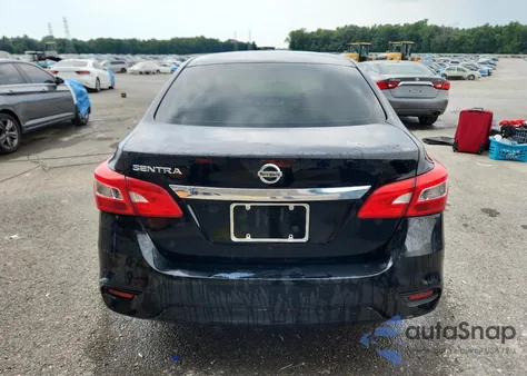 2017 Nissan Sentra S z USA, uszkodzony, nr VIN 3N1AB7AP1HY295553
